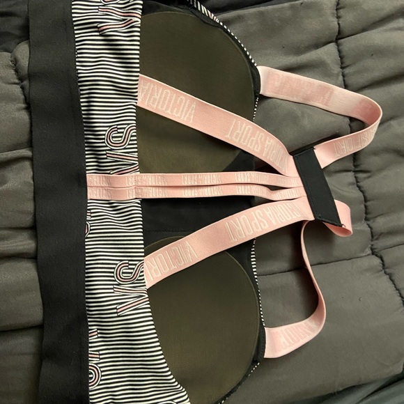 Victoria secret medium size sport bra - Picture 3 of 6